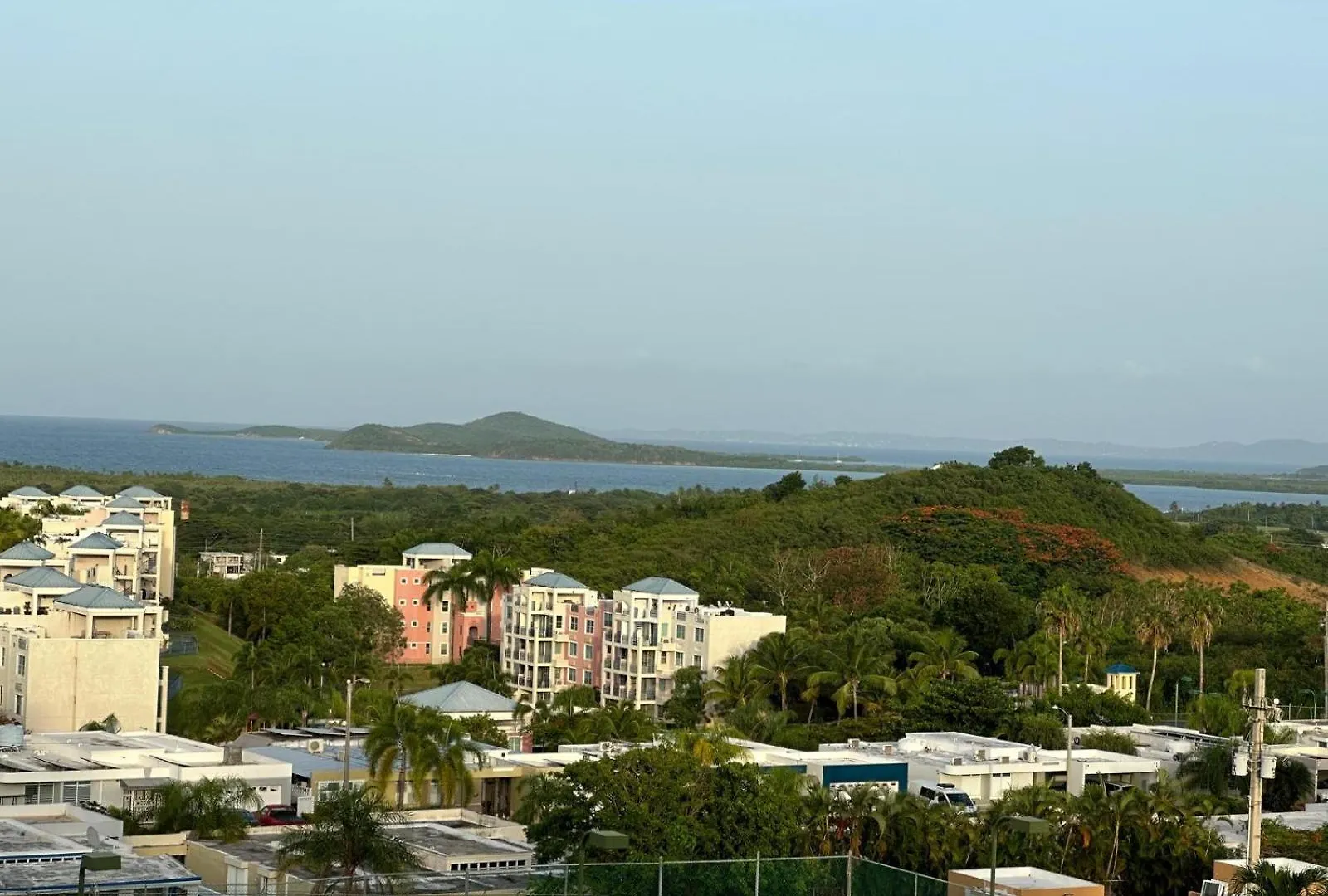 Pearl Of The East In Ceiba With Ocean View And Private Rooftop Santa Maria  Apartment Santa Maria (Ceiba)